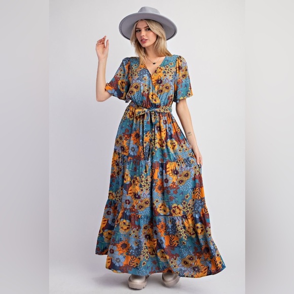 easel Dresses & Skirts - #307 FIRM 🌸Easel Floral Maxi Dress